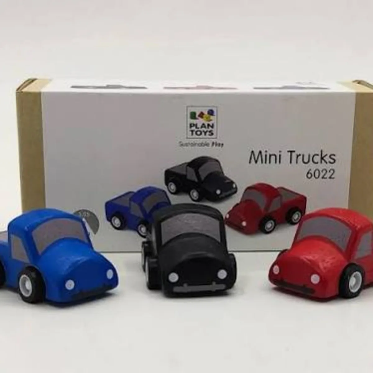 Imagen de 3 Autos mini de madera